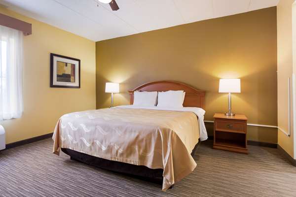 Suite - Quality Inn & Suites Erlanger - I-275, Exit 2