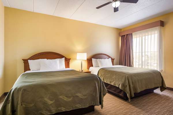 Suite - Quality Inn & Suites Erlanger - I-275, Exit 2