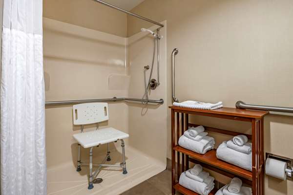  - Comfort Inn Shively - I-264, Exit 8