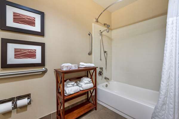  - Comfort Inn Shively - I-264, Exit 8