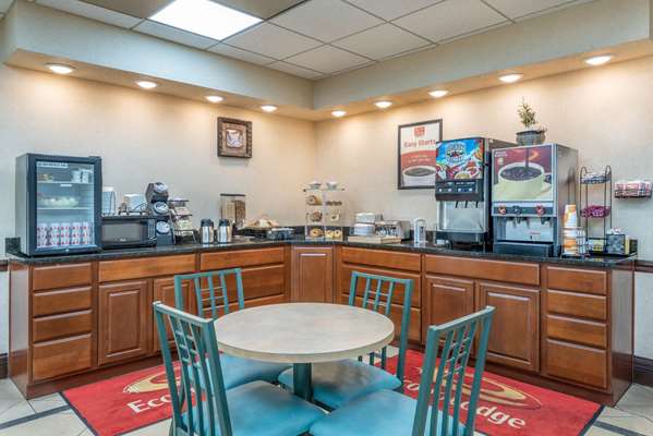 Amenities - Econo Lodge Downtown Louisville - I-65, Exit 136C