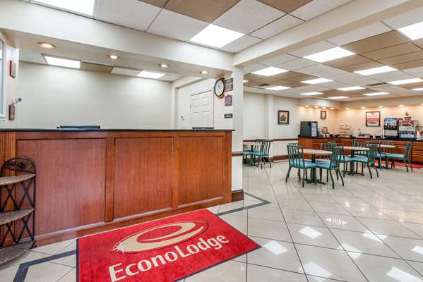  - Econo Lodge Downtown Louisville - I-65, Exit 136C