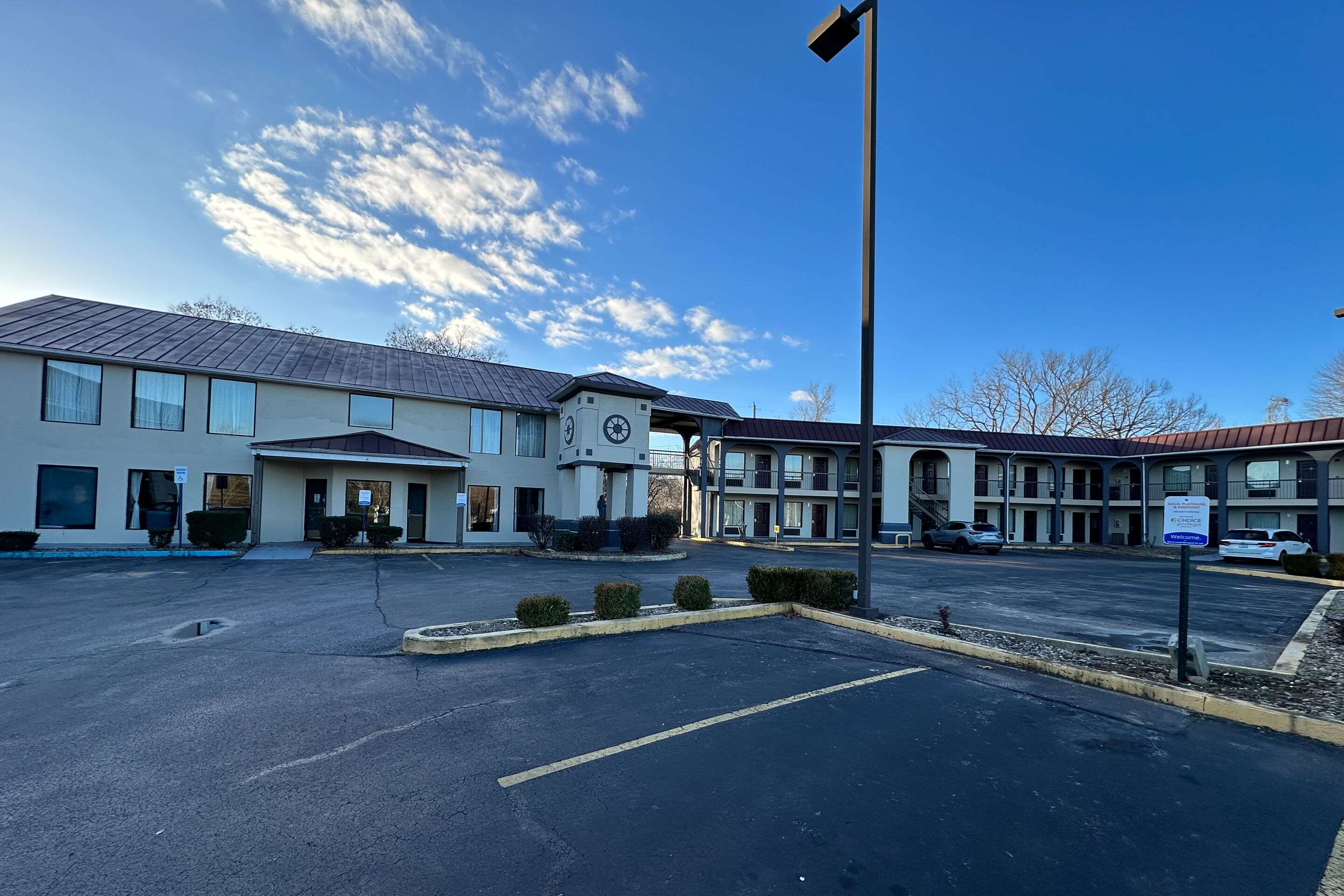 Hotel exterior | Quality Inn Ashland