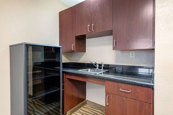  - Comfort Suites Hebron - I-275, Exit 4