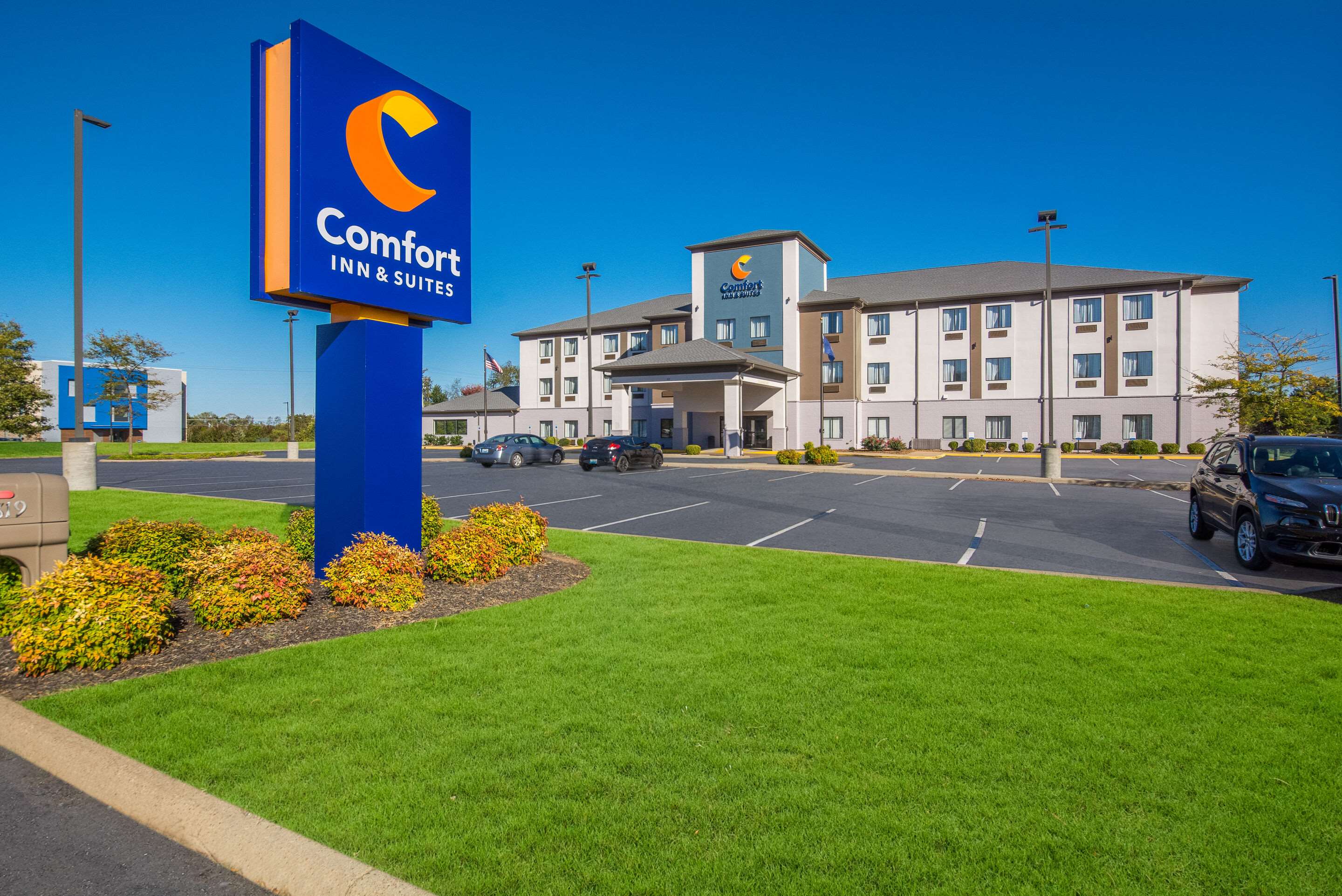 Hotel exterior | Comfort Inn & Suites Cave City