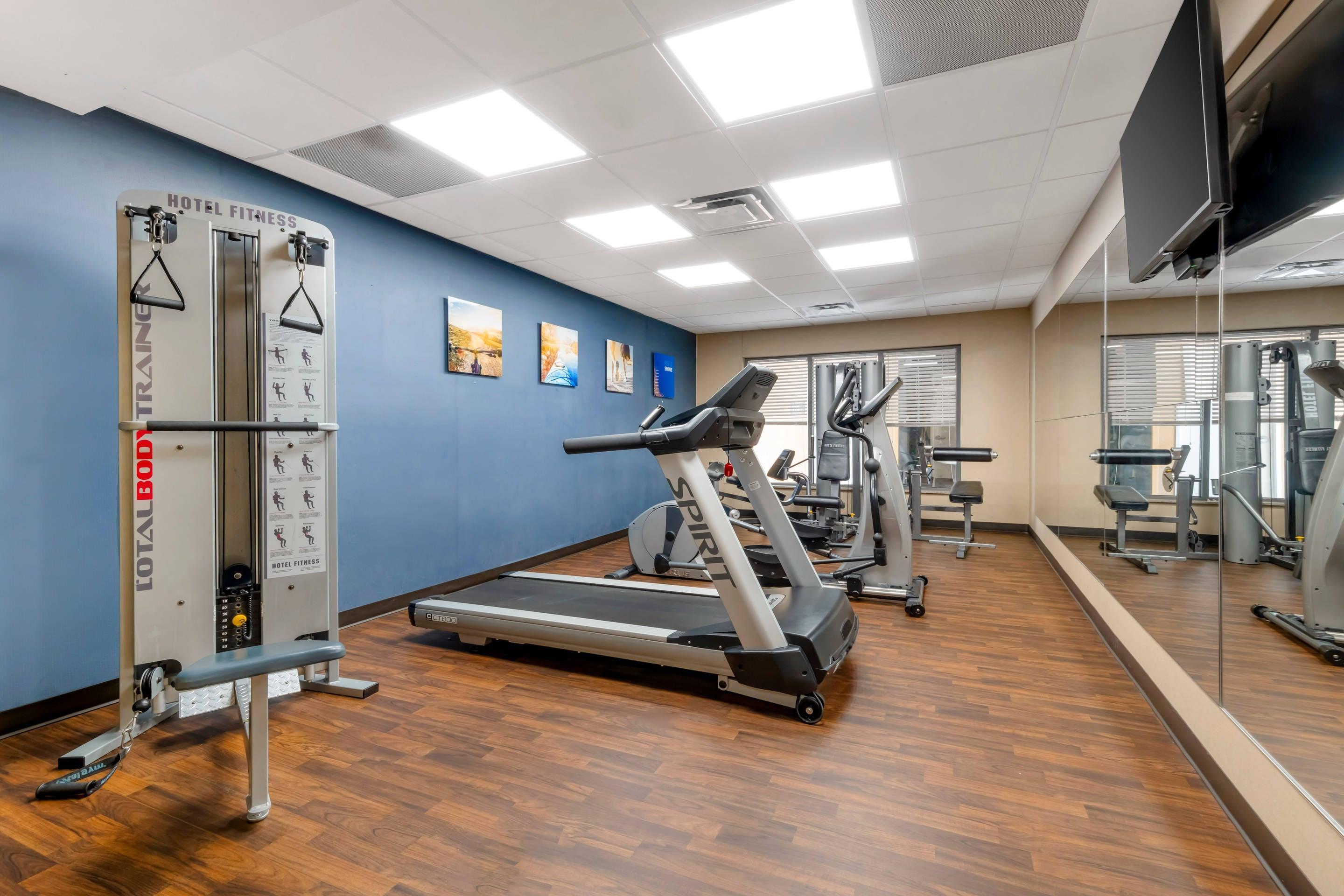 Fitness center | Comfort Suites