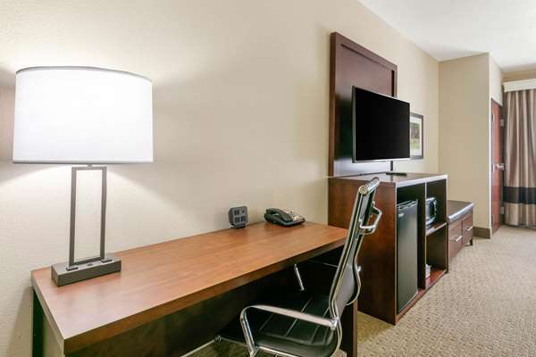 Suite - Comfort Suites Hopkinsville - I-169, Exit 7