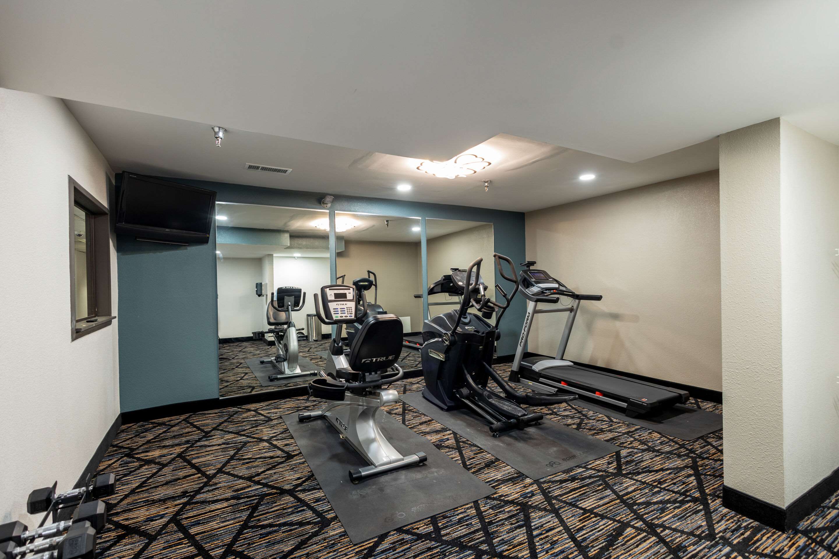 Fitness center | Quality Inn