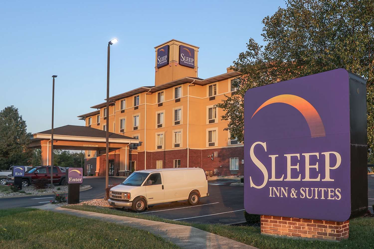 Sleep Inn & Suites Shepherdsville, KY See Discounts