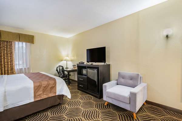  - Quality Inn & Suites Florence - I-71 & I-75, Exit 182