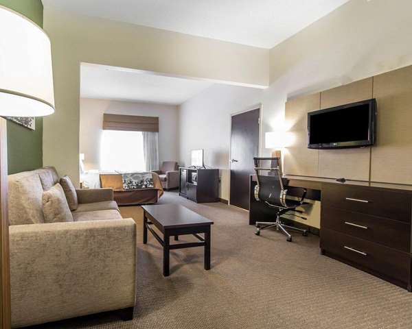 Suite - Sleep Inn & Suites Middlesboro