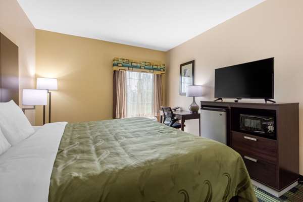  - Quality Inn Cadiz - I-24, Exit 65