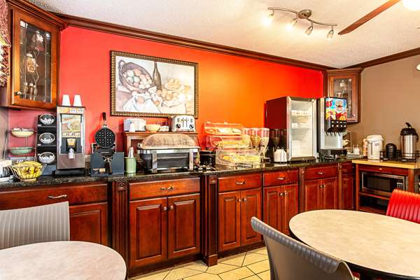 Amenities - Econo Lodge Russellville