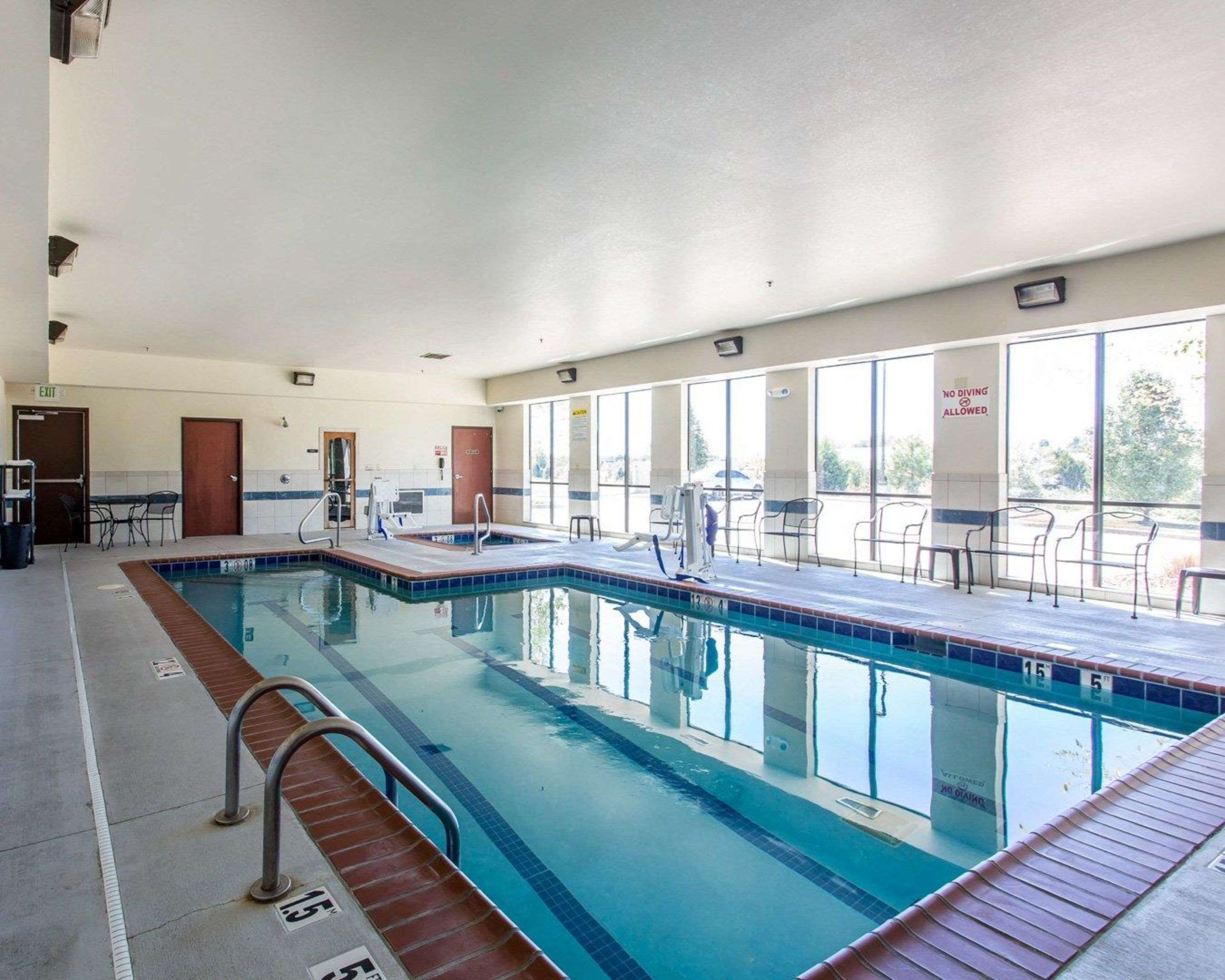 Indoor heated pool | Comfort Inn And Suites