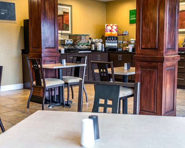 Amenities - Comfort Inn & Suites Franklin - I-65, Exit 6