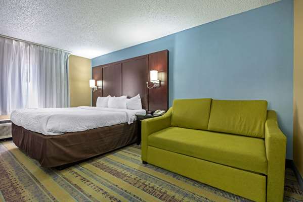  - Clarion Hotel Conference Center Lexington - I-64 & I-75, Exit 115