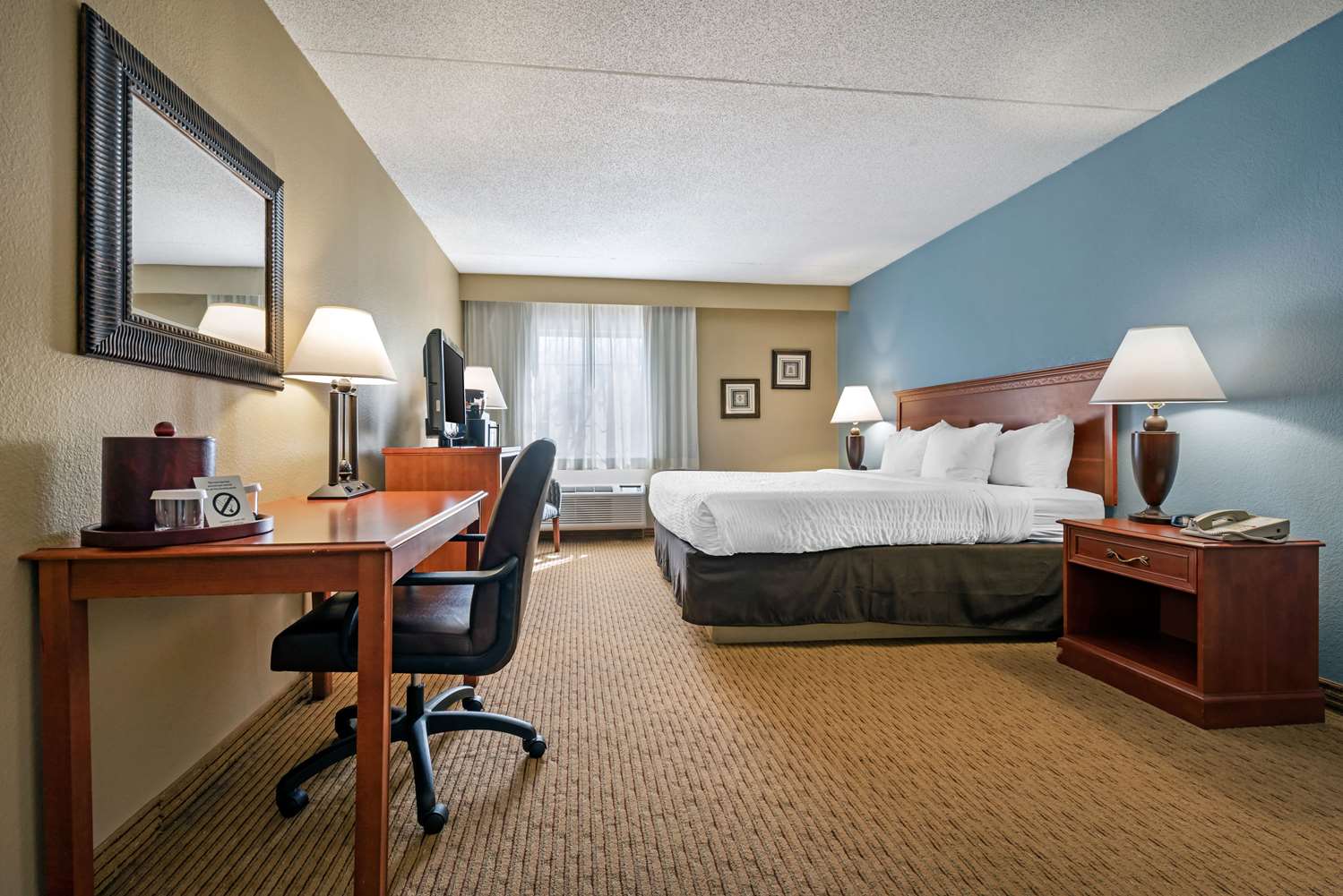 Clarion Hotel Conference Center Lexington, KY See Discounts