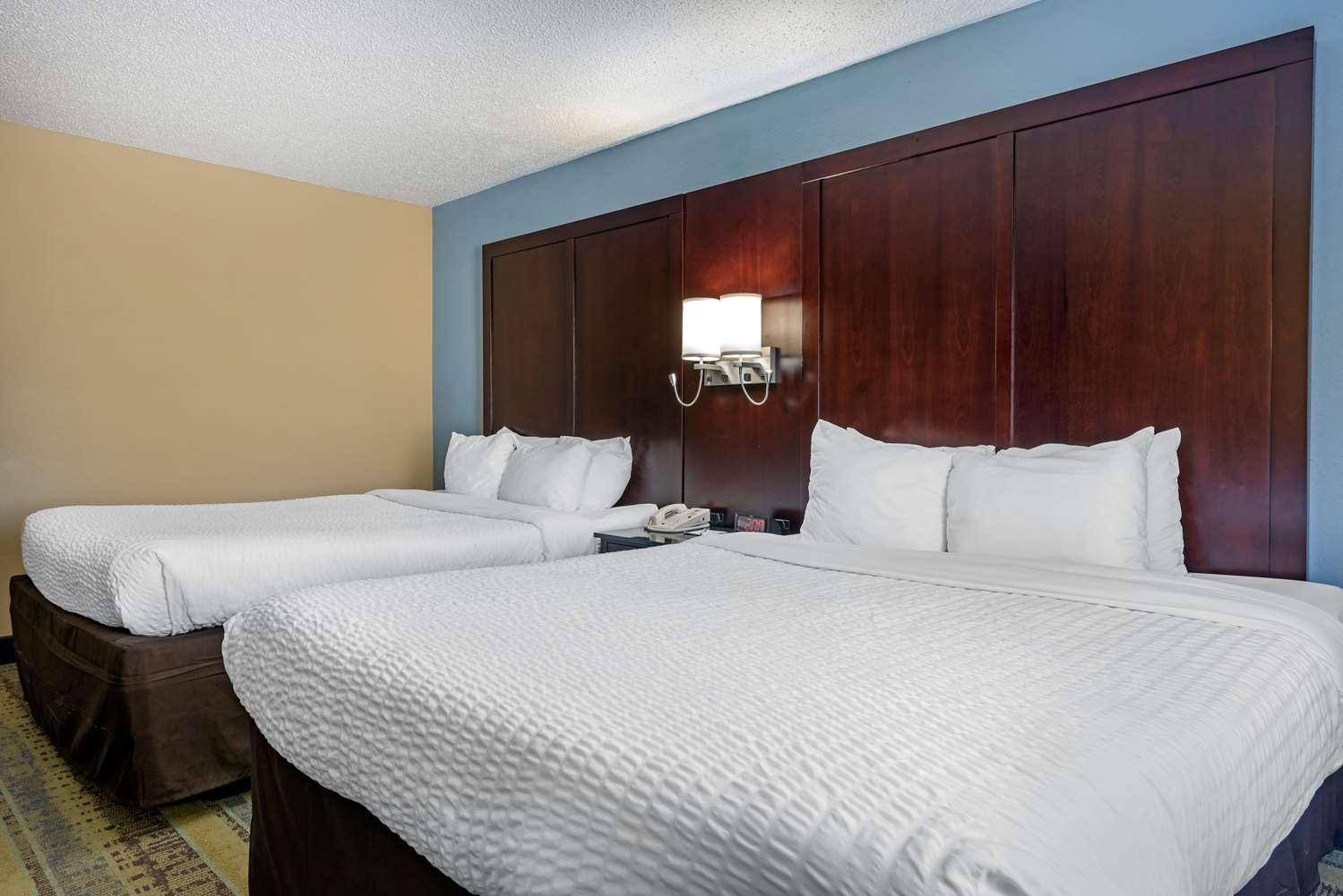 Clarion Hotel Conference Center Lexington, KY See Discounts
