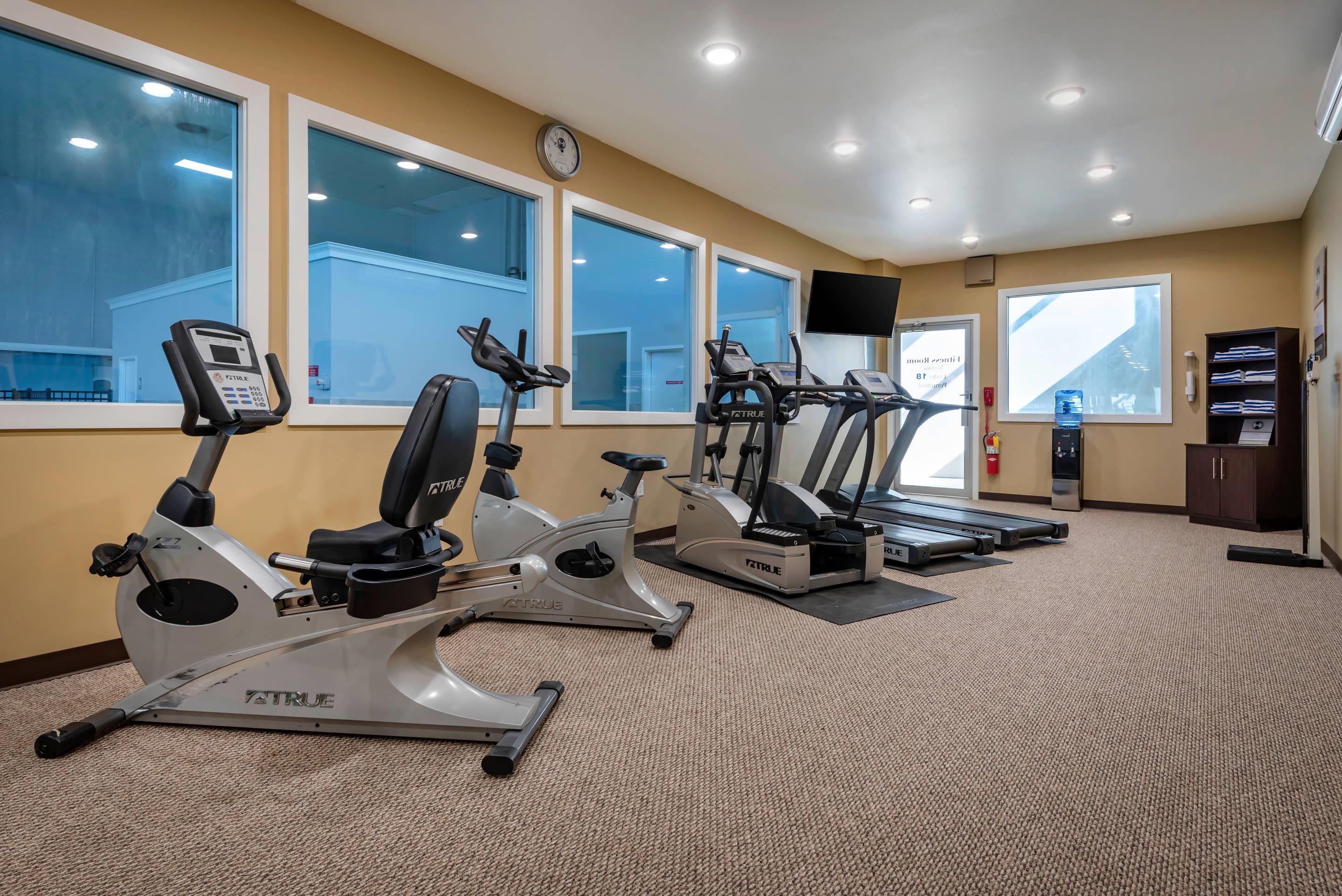 Fitness center | Clarion Hotel Lexington