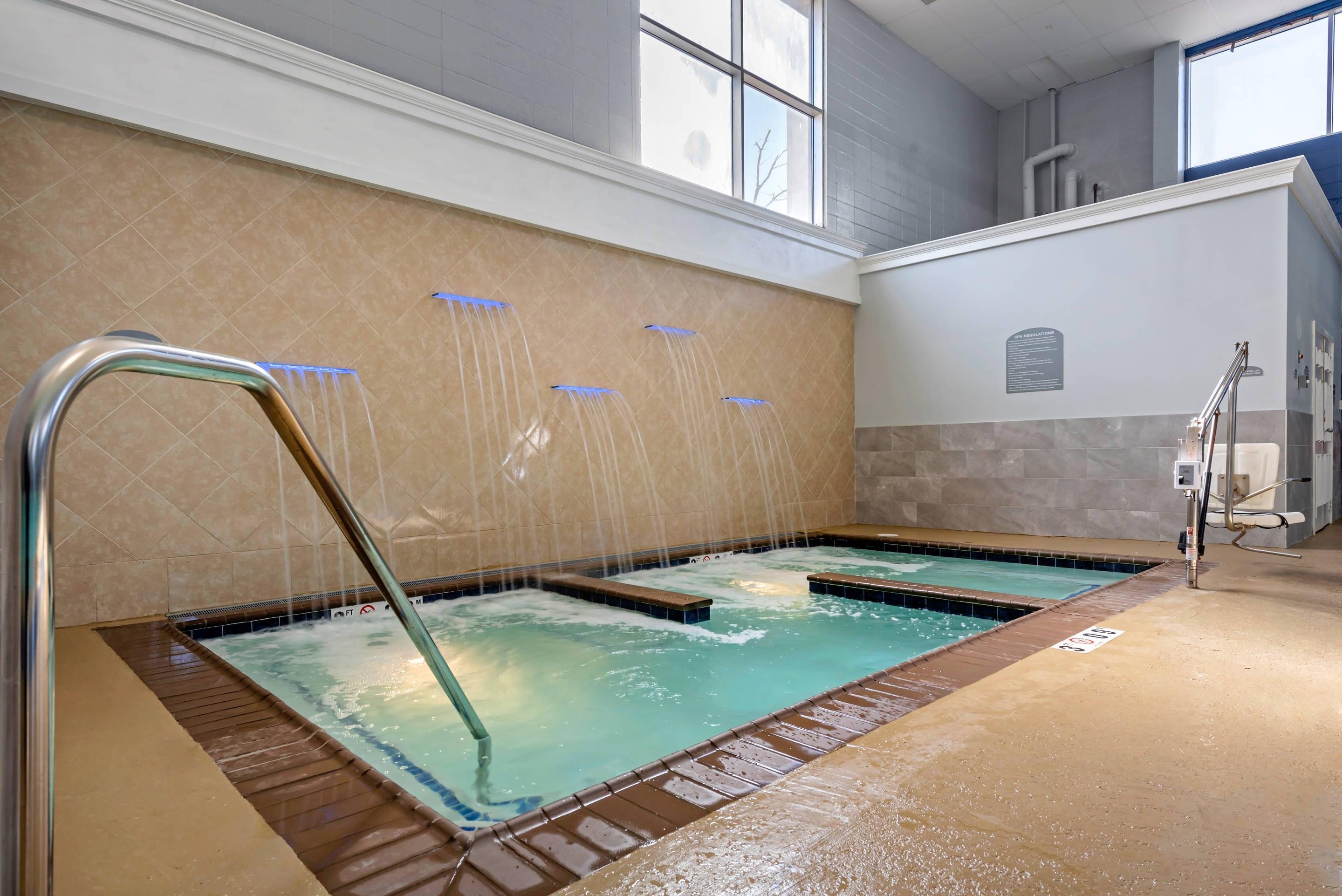 Indoor hot tub | Clarion Hotel Lexington