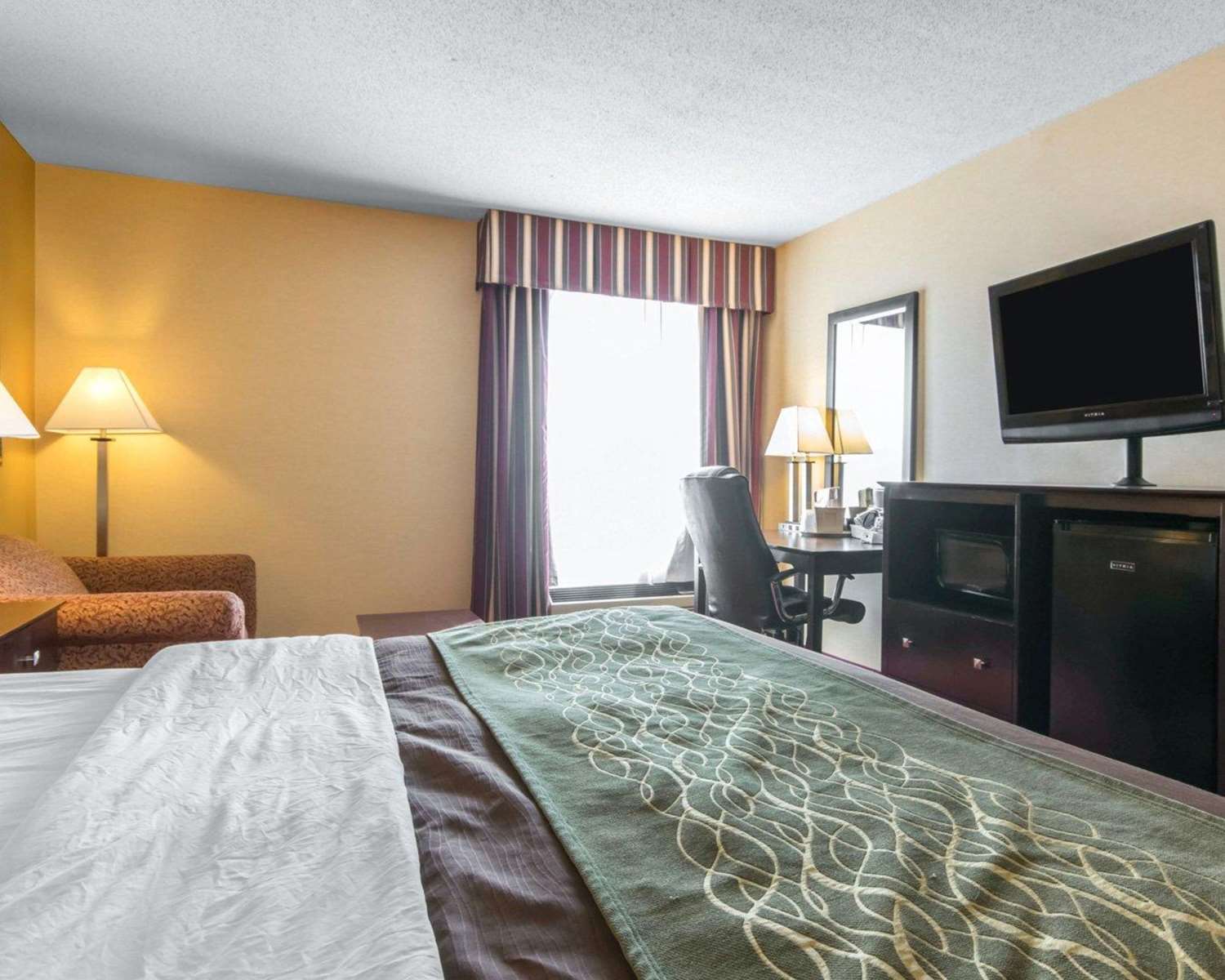 Quality Inn Dry Ridge, KY See Discounts