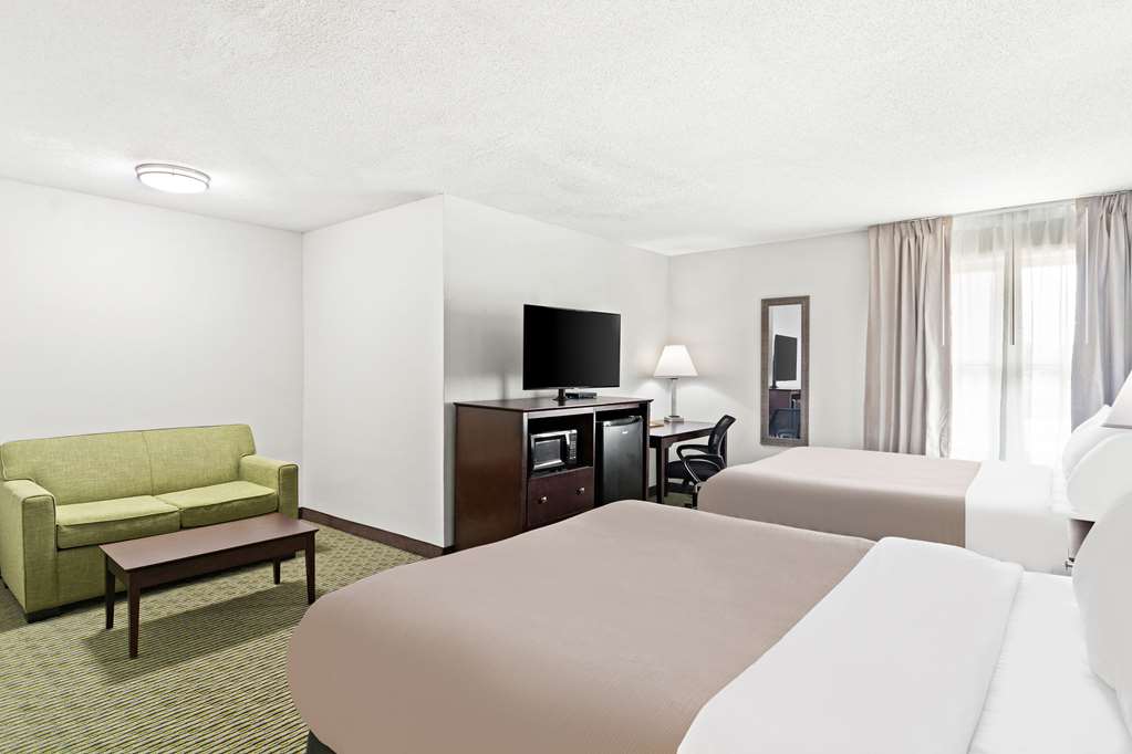 QUALITY INN DRY RIDGE-guestroom-Guest Room,Suite,On-Site.jpg