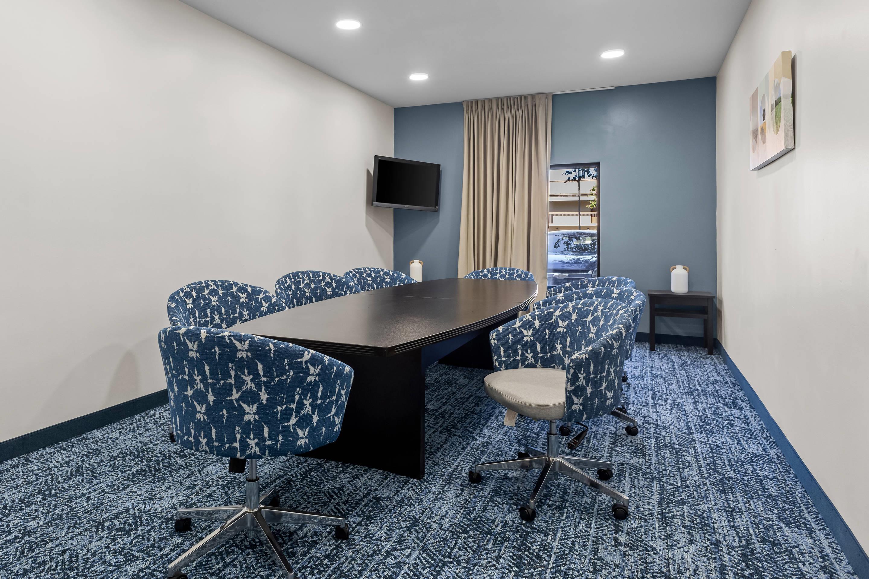 Boardroom | Sleep Inn & Suites Fort Campbell