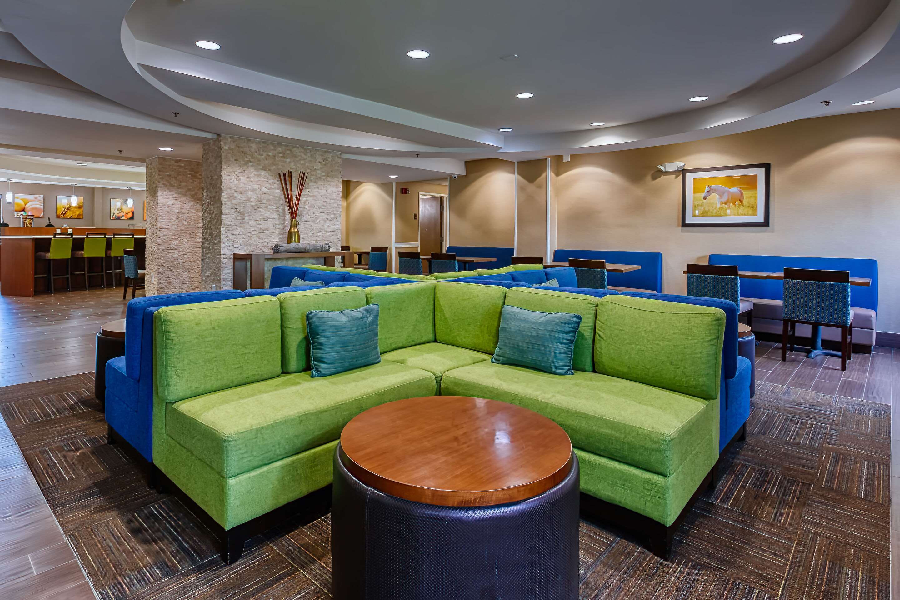 Hotel lobby | Comfort Inn Shepherdsville - Louisville South