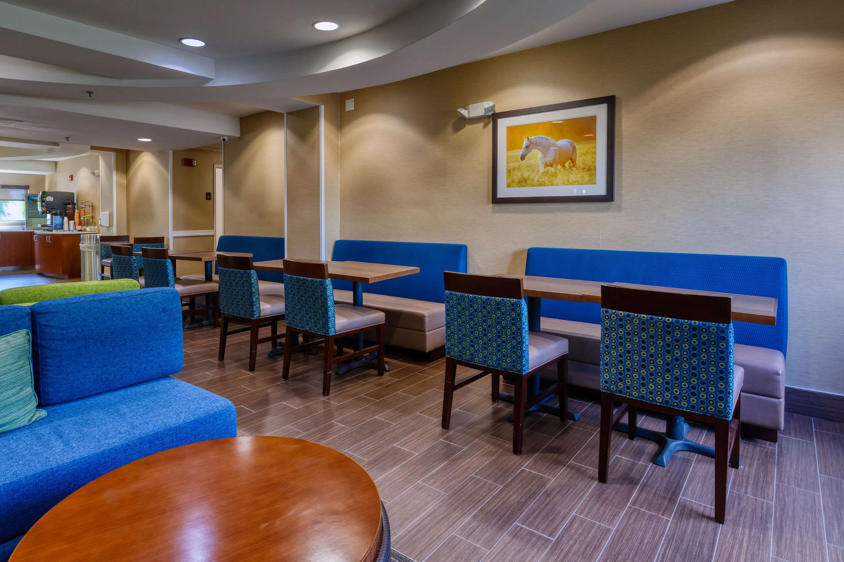 Hotel lobby | Comfort Inn Shepherdsville - Louisville South