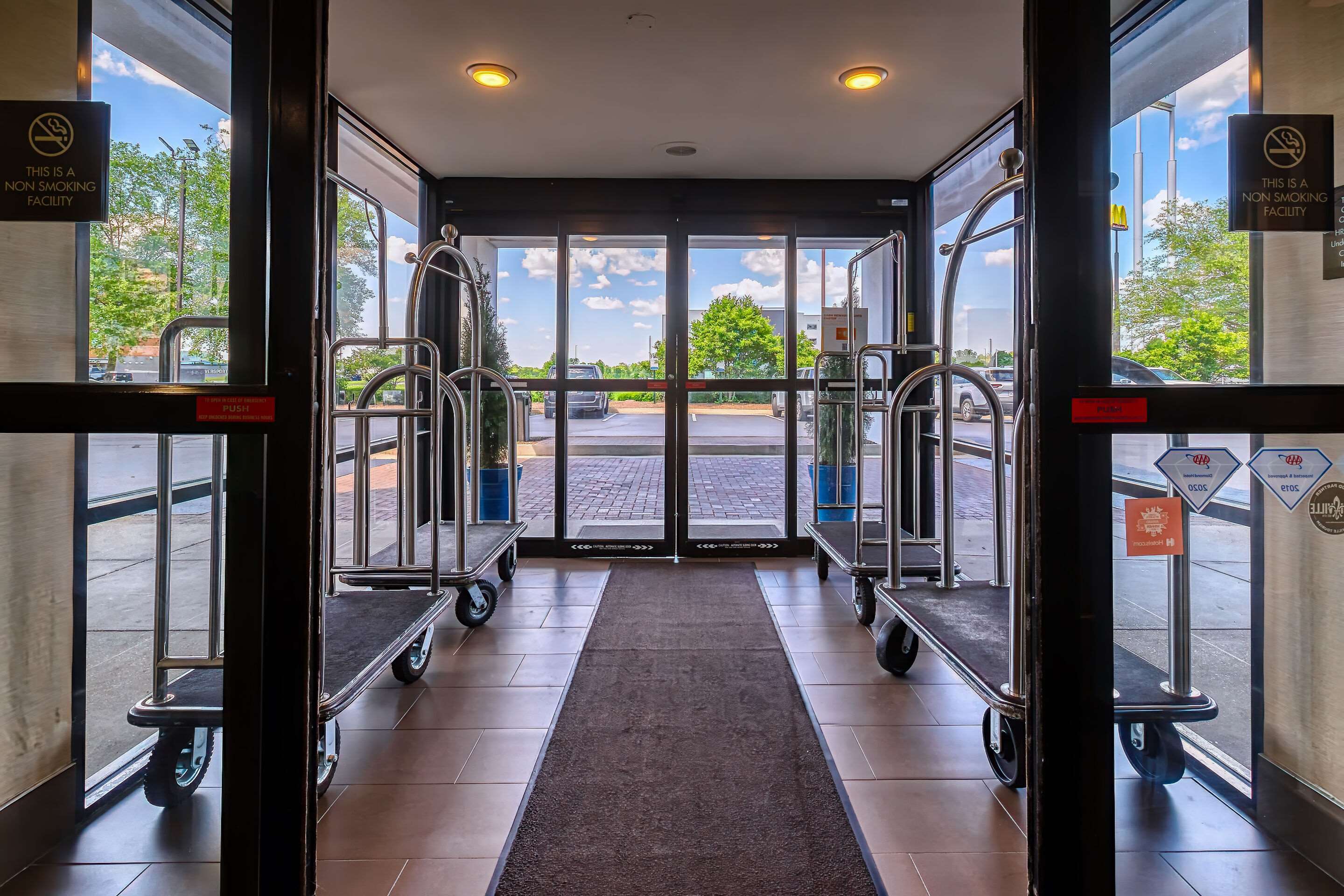 Hotel lobby | Comfort Inn Shepherdsville - Louisville South