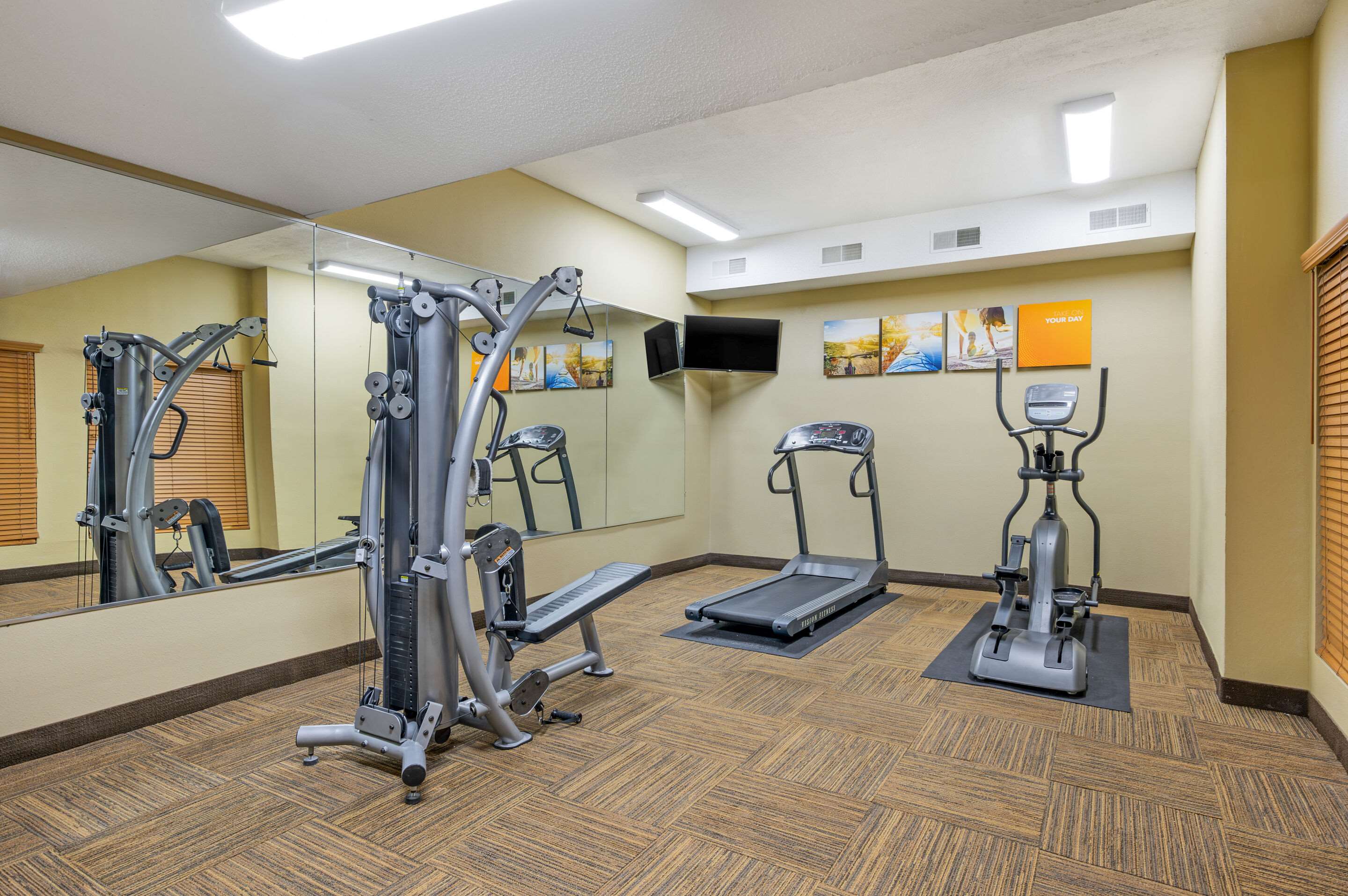Exercise room | Comfort Inn Airport Turfway Road