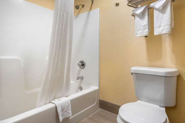  - Quality Inn Jeffersontown - I-64, Exit 17