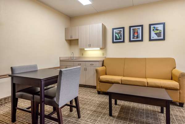  - Quality Inn Jeffersontown - I-64, Exit 17