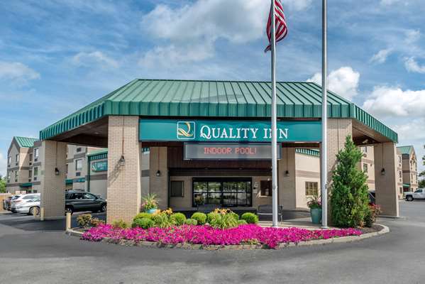 Exterior view - Quality Inn Jeffersontown - I-64, Exit 17