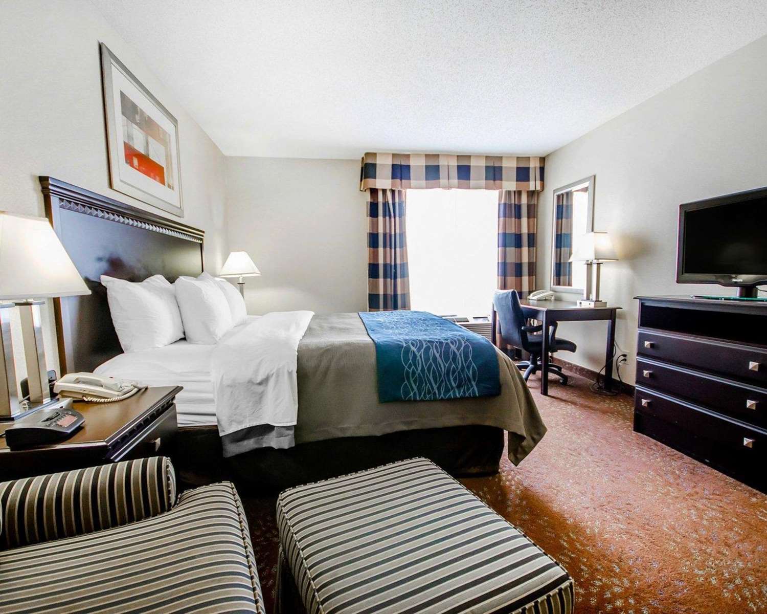 Comfort Inn & Suites La Grange, KY See Discounts