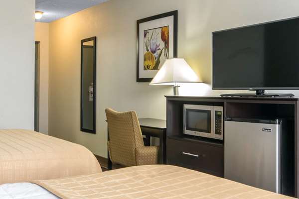  - Quality Inn Horse Cave - I-65, Exit 58