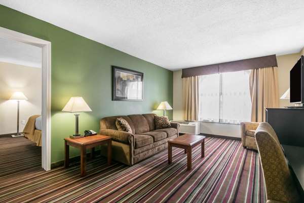 Suite - Quality Inn Horse Cave - I-65, Exit 58
