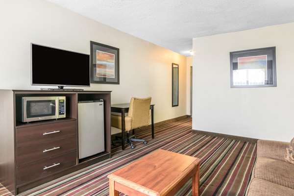 Suite - Quality Inn Horse Cave - I-65, Exit 58