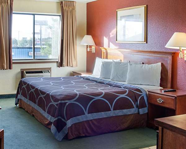  - Rodeway Inn Florence - I-71 & I-75, Exit 180