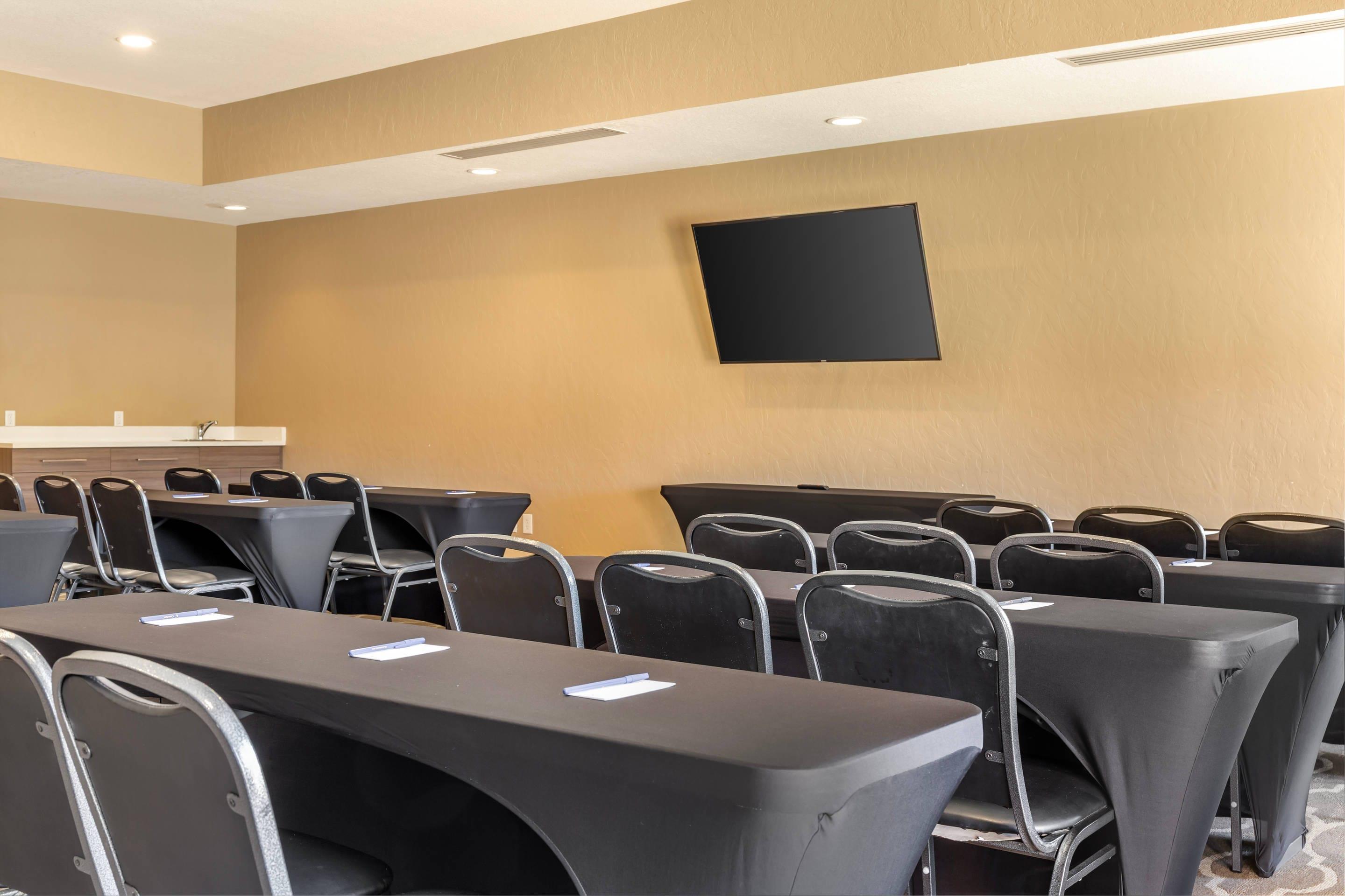 Conference Room | Comfort Suites Florence - Cincinnati South