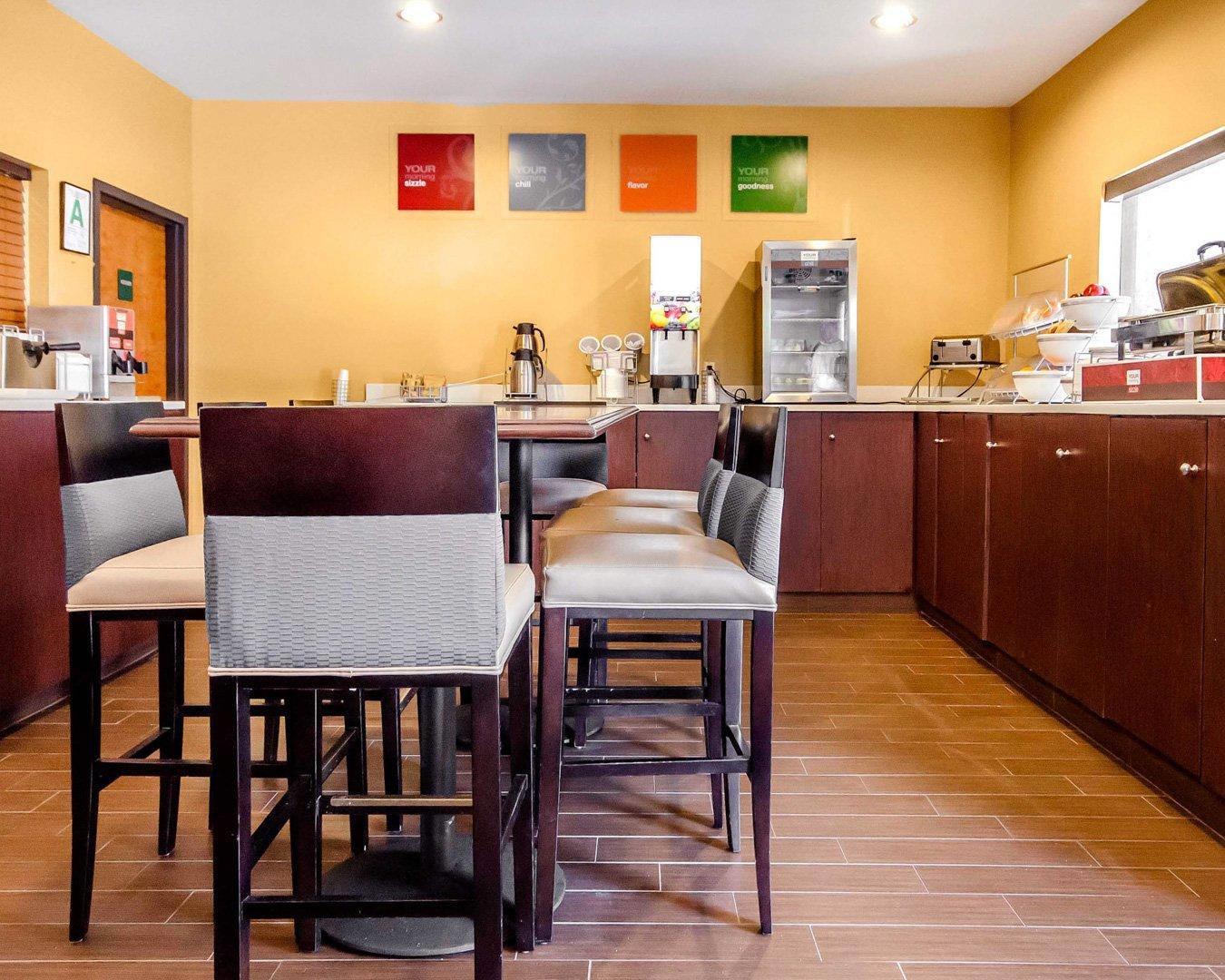 Breakfast area