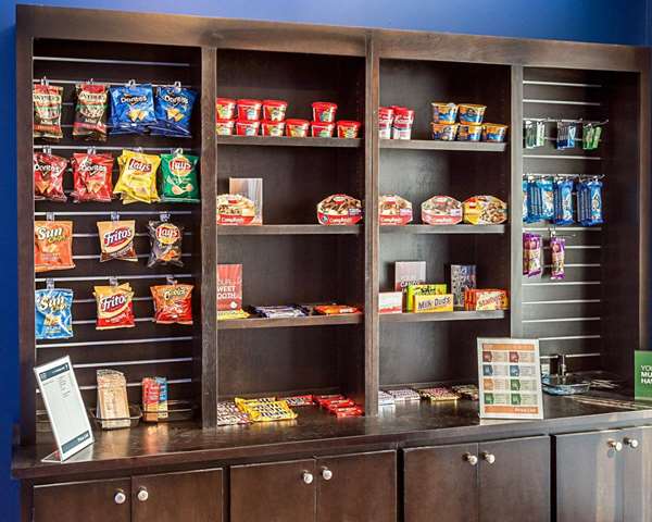  - Comfort Suites Gonzales - I-10, Exit 177