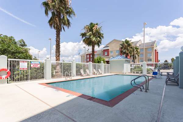 Pool - Comfort Suites New Orleans East - I-10, Exit 245