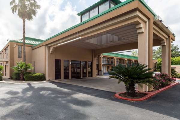 Exterior view - Quality Inn Alexandria - I-49, Exit 86