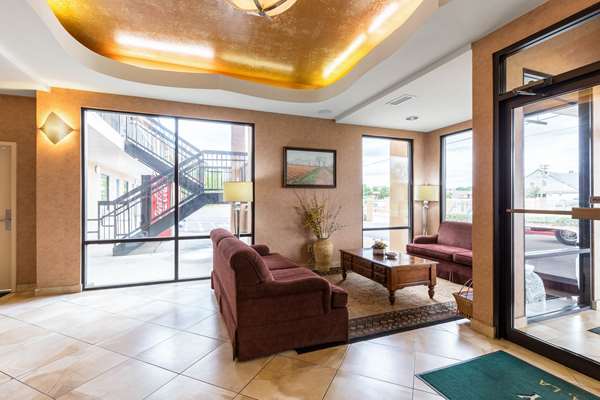  - Quality Inn Alexandria - I-49, Exit 86