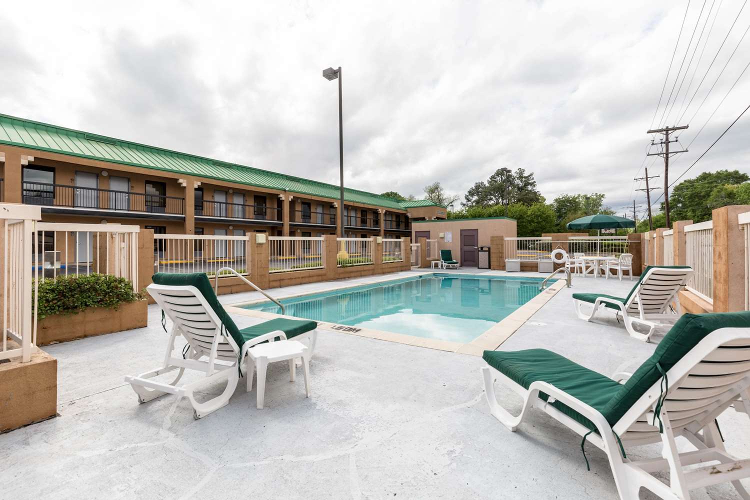 Quality Inn Alexandria I49, Exit 86, LA See Discounts