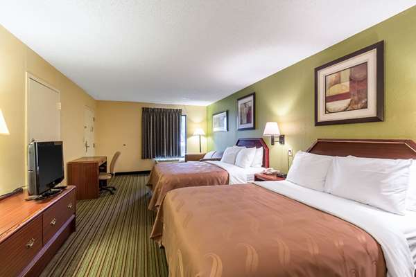 - Quality Inn Alexandria - I-49, Exit 86