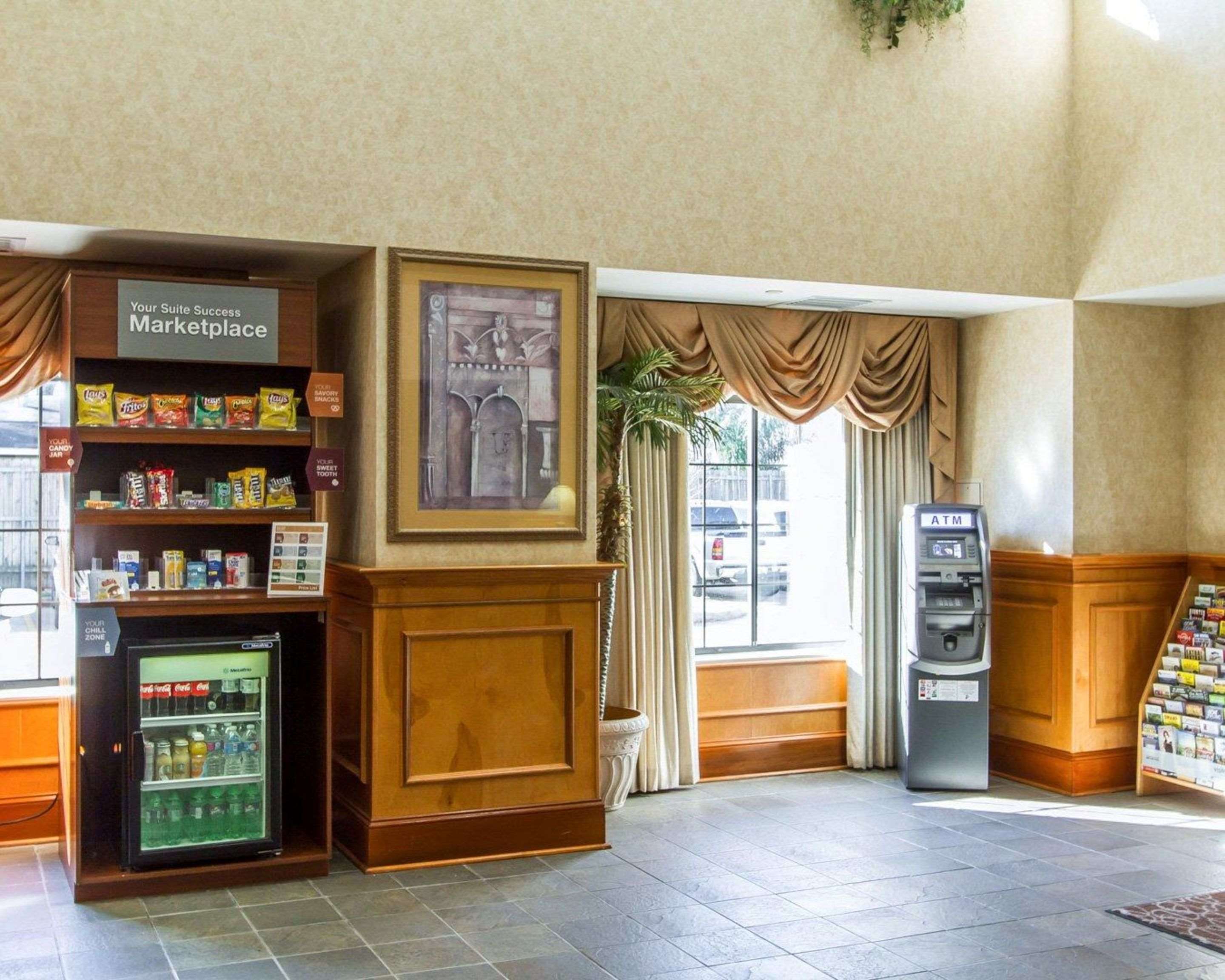 Hotel marketplace