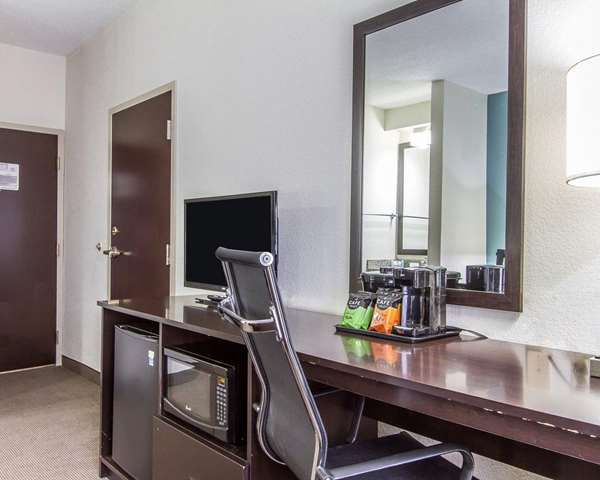  - Sleep Inn Scott - I-10, Exit 100