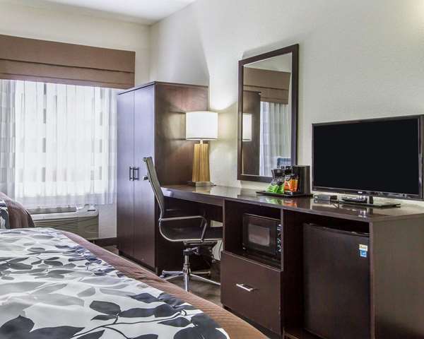  - Sleep Inn Scott - I-10, Exit 100